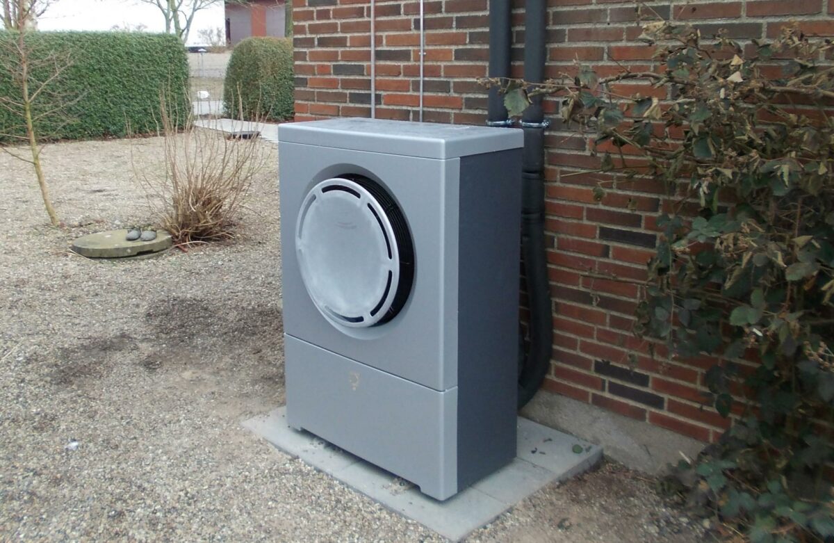 Bortfaldet af PSO-afgiften vil give et boost til varmepumperne i almindelige boliger.