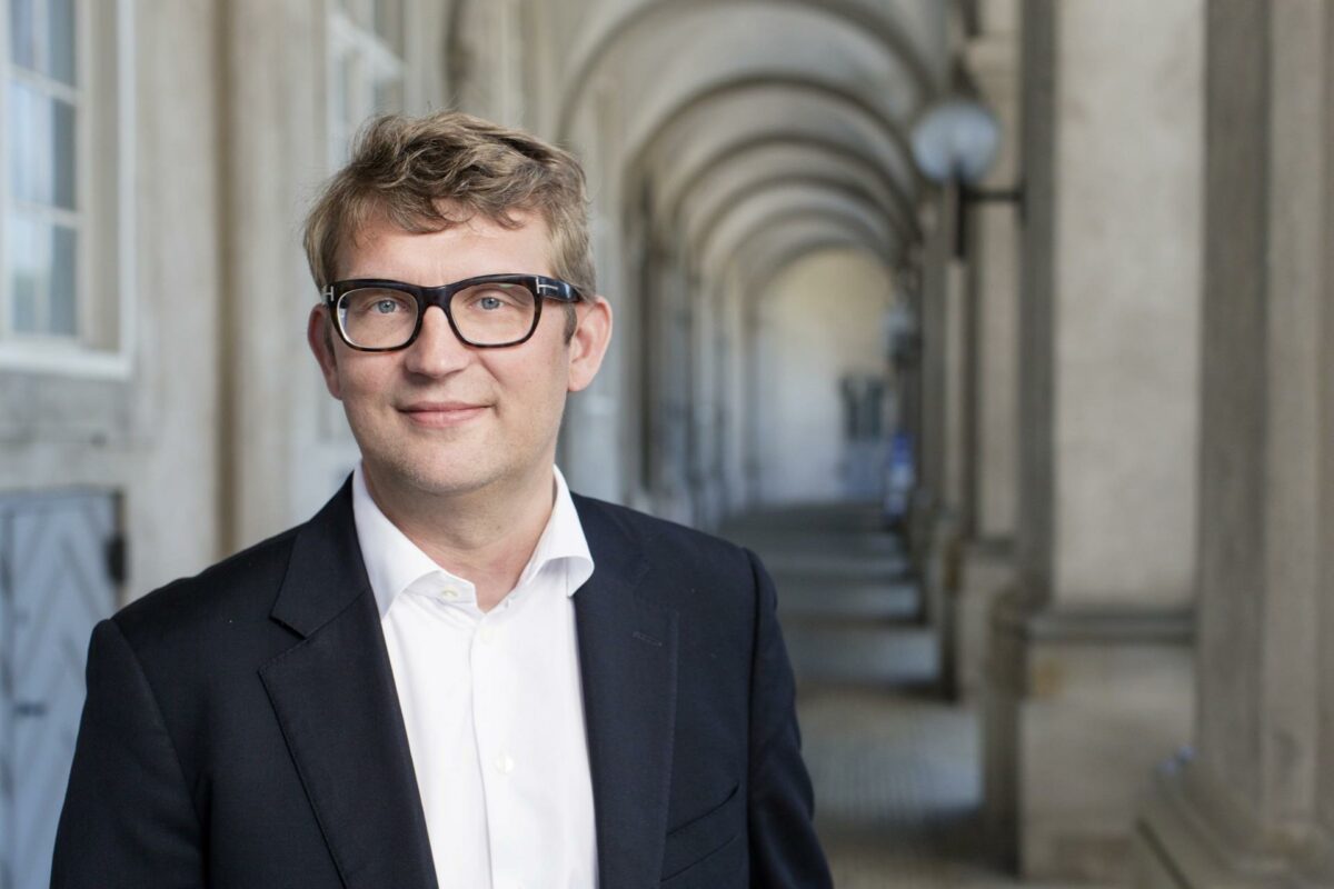 Beskæftigelsesminister Troels Lund Poulsen mener ikke, obligatoriske a-kasser er en god ide. Pressefoto.