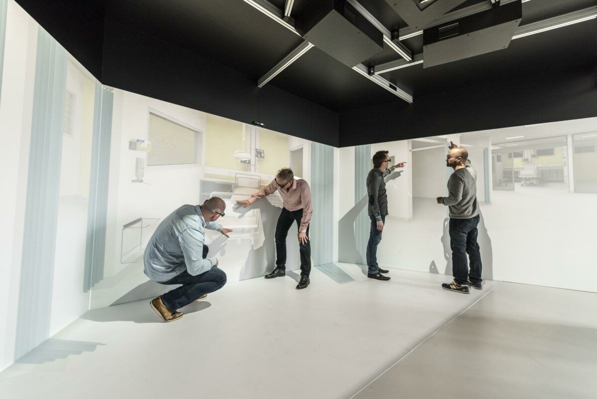 Med virtual reality som arbejdsredskab i brugerprocesserne kan afprøvning og analyse af selv komplekse og detaljerede mock-ups foretages allerede fra designfasen. Foto: Tom Lindboe.