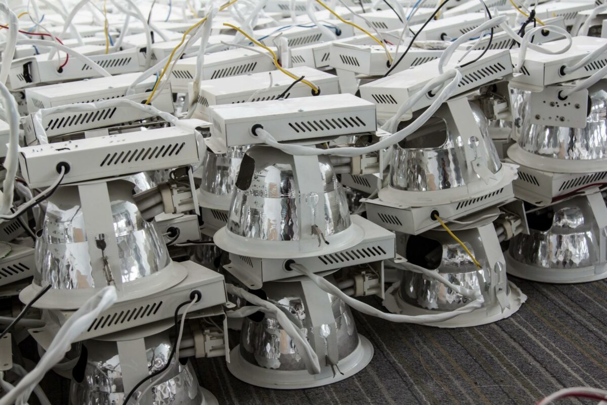 Odense Kommune finansierer en stor energirenovering til 225 millioner kroner alene med besparelsen ved blandt andet at udskifte gamle lamper med nye LED-varianter. Foto: Colourbox.