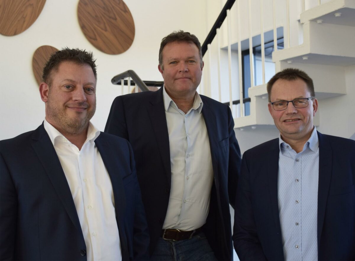 Fra venstre er det Nikolaj Pfeiffer direktør Exometric, Henrik Sørensen, adm. direktør Exometric, og Ulf Christensen, adm. direktør NRGi Rådgivning. Pressefoto.