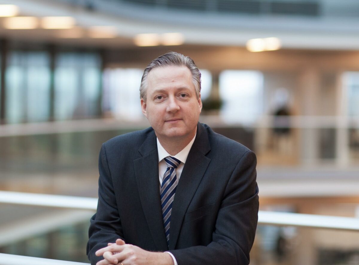 Jens Chr. Helbech Hede, 47, skal fremover stå i spidsen for transportdivisionen for Internationale Projekter i Rambøll. Pressefoto.