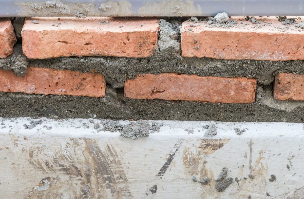 Ifølge Dansk Byggeri er der forsvindende få klagesager i byggeriet, når man tager omfanget af byggesager i betragtning. Foto: Colourbox.