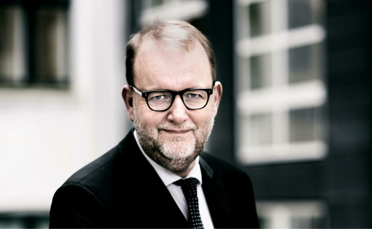 Energi-, forsynings, og klimaminister Lars Christian Lilleholt  fremhævede energiafgifterne og tilskudssystemet som to parametre, der kan komme til at indgå i en handlingsplan. Foto: Jeppe Nielsen.