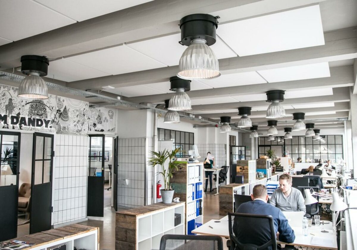 Mellemstore virksomheder begynder i stigende grad at investere i kontorhotellet frem for det traditionelle kontor. Det viser ny verdensomspændende undersøgelse fra Lokalebasen.dk. Foto: NOHO.