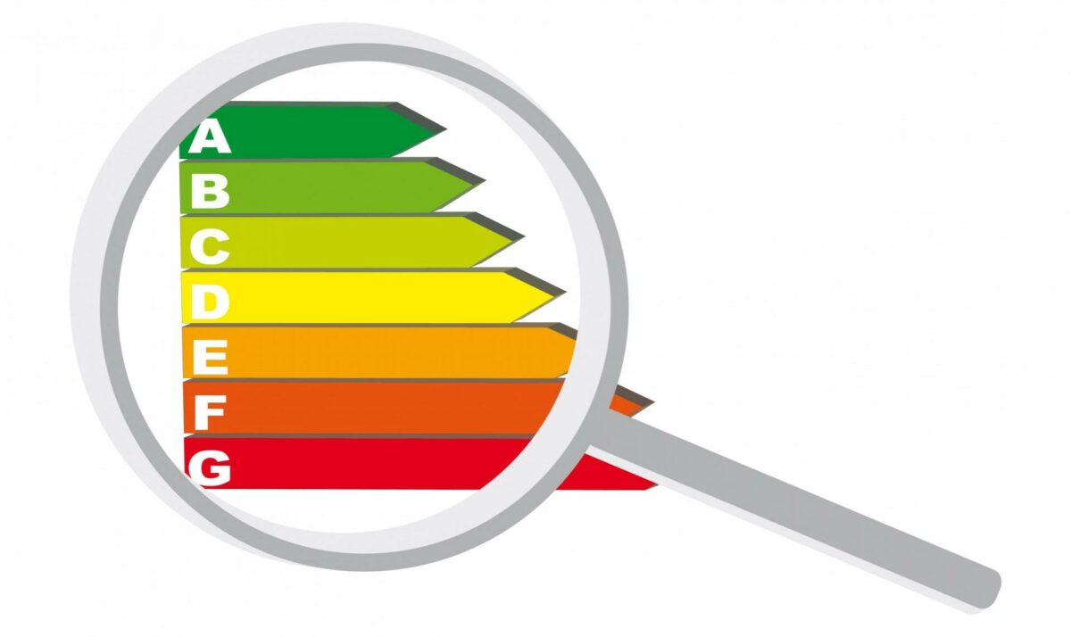 37 procent af de danske boliger har et energimærke E eller dårligere, men kun 13 procent mener, at deres hus er i dårlig energimæssig stand. Illustration: Colourbox.