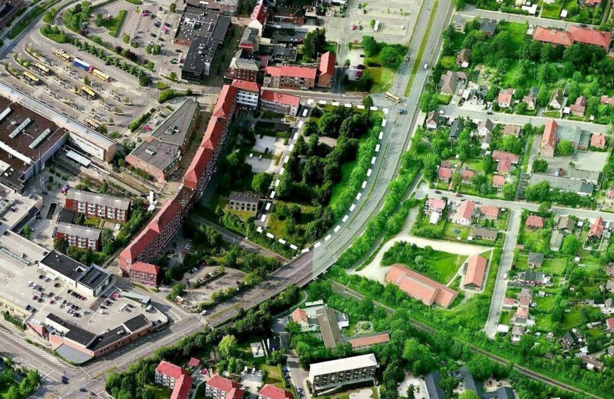 Grunden - den hvide stiplede linje - har en central placering i Ballerup. Pressefoto.