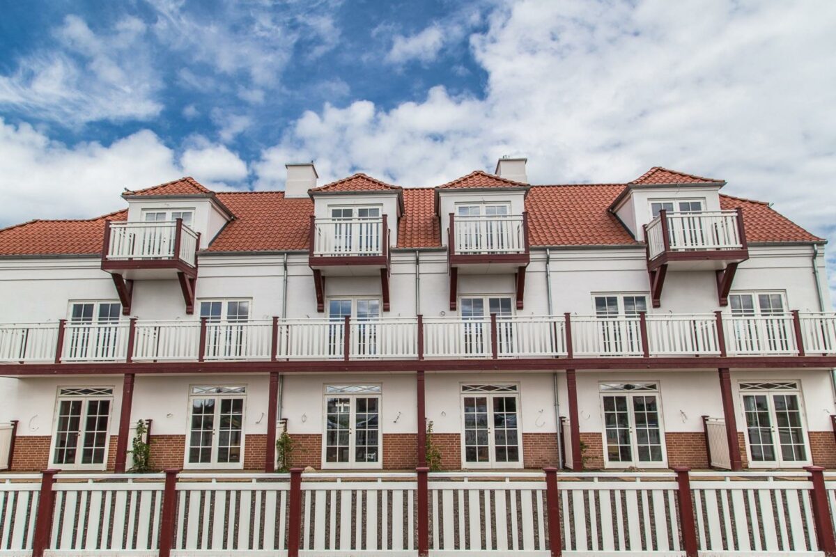 De seneste 100 år er der ikke blevet bygget nye badehoteller i Danmark, og det gør Strandhotellet Blokhus til et byggeri af helt særlig karakter. Pressefoto.