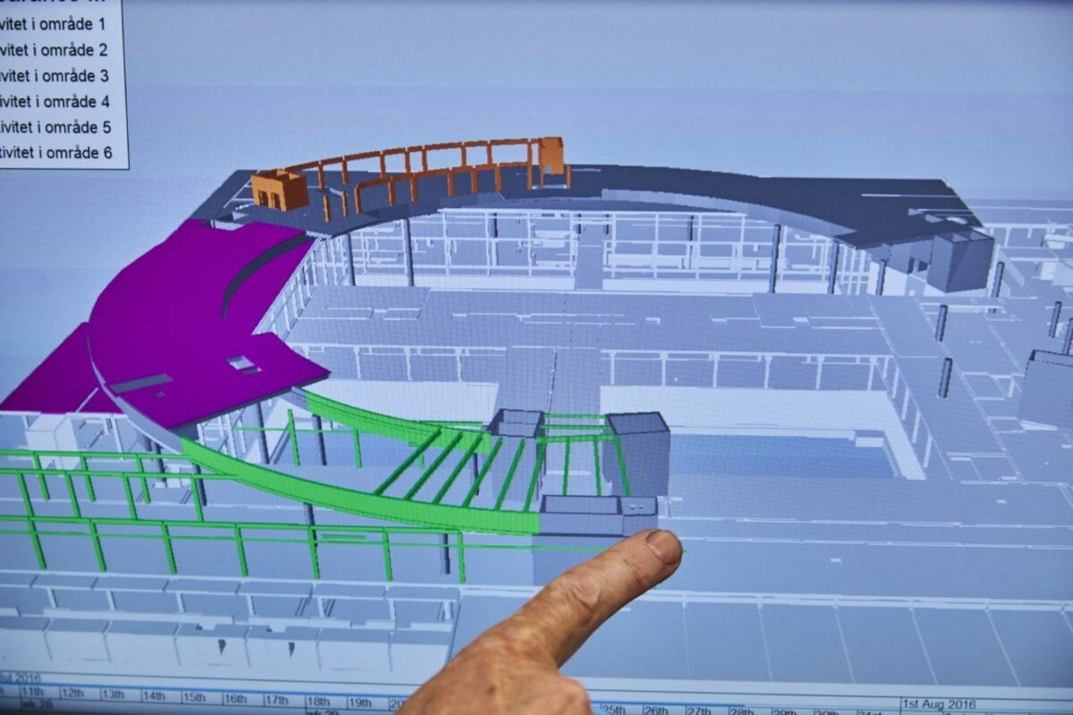 Gevinsten ved at benytte en 3D-bygningsmodel er, at byggeprojektet bliver mere transparent. Også for håndværkerne, der skal bygge det. Foto: Joakim Kröger