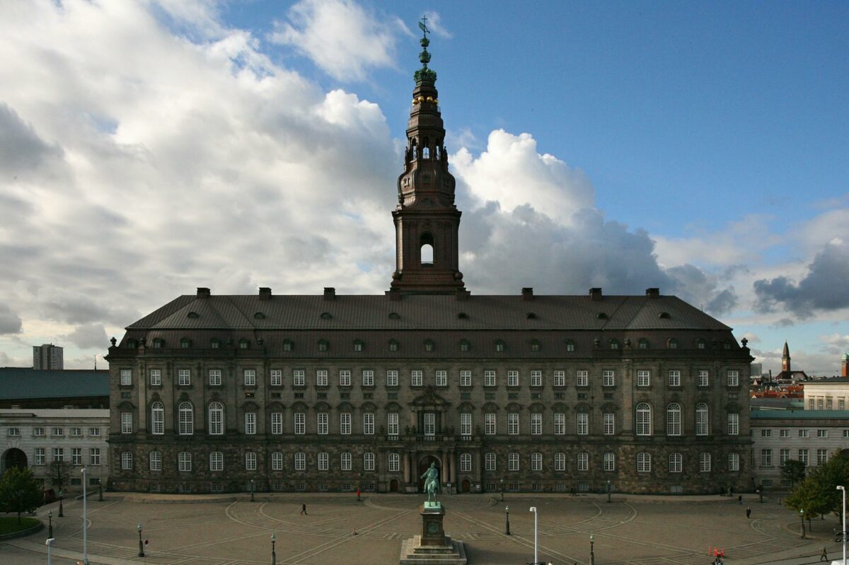 Regeringen vil droppe håndværkerne i håndværkerfradraget. Foto: Colourbox.