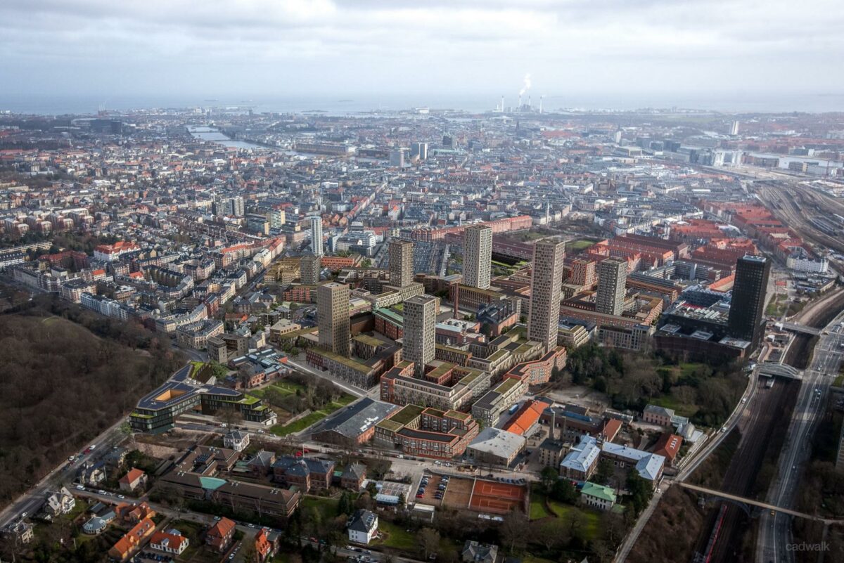 Det nye byggeri er placeret i Carlsberg Byens sydøstlige ende tæt på J. C. Jacobsens Have og den fredede bygning, Mineralvandsfabrikken. Pressefoto.