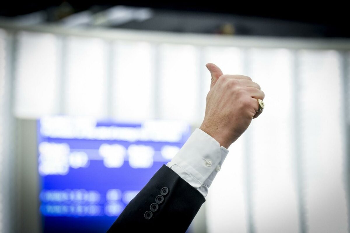 Lovforslaget om energieffektivitet blev vedtaget med 485 stemmer imod 132. 58 valgte ikke at stemme. Foto: European Union 2018 - Source : EP.