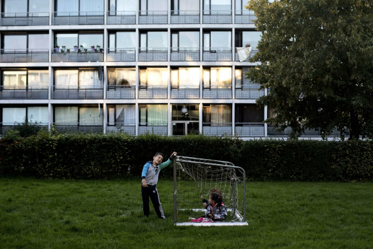 Gellerupparken/Toveshøj er et af de mest multietniske områder i Danmark med beboere fra mere end 80 forskellige lande. Foto: Betina N. Garcia.