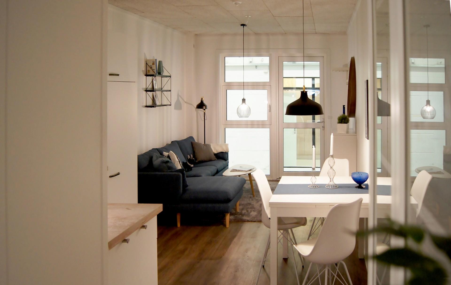 Boligerne bliver også møbleret, så man er fri for at skulle investere i møbler, man ikke har mulgihed for at tage med sig. Foto: Concept Living A/S.