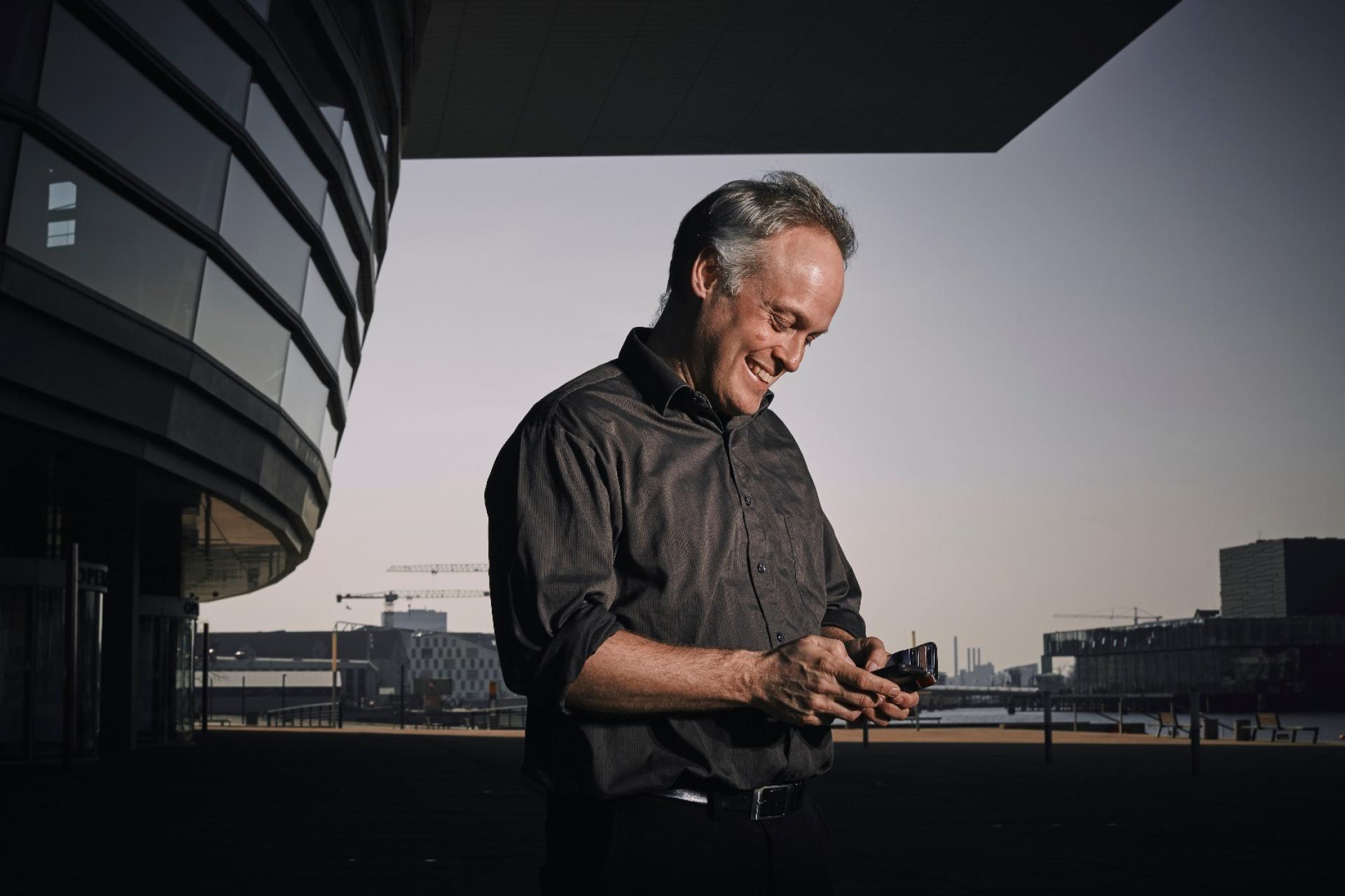 Esben Danielsen, der er direktør i Lokale og Anlægsfonden er glad for at investere i forsamlingshuse. Foto: LOA