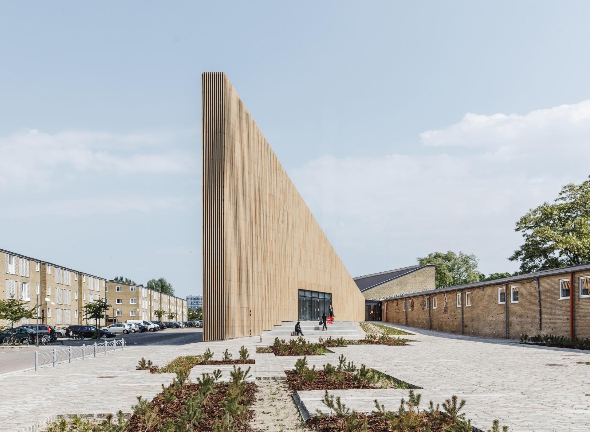 Tingbjerg Bibliotek og Kulturhus tegnet af Cobe. Foto: Rasmus Hjortshøj.