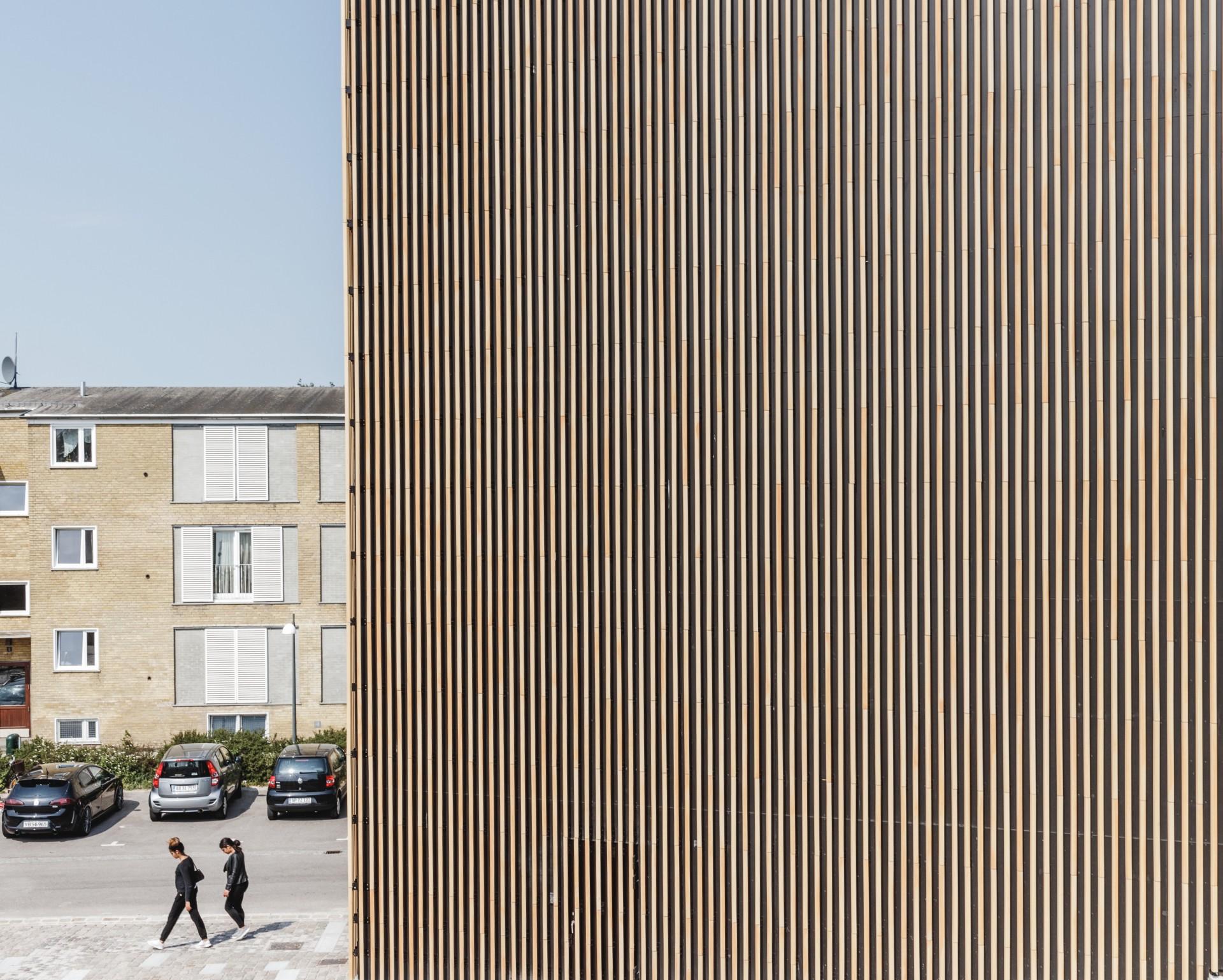 Tingbjerg Bibliotek og Kulturhus tegnet af Cobe. Foto: Rasmus Hjortshøj.
