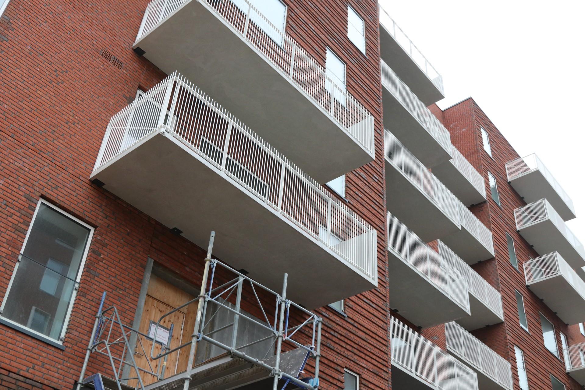 Arkitektens altanløsninger på Valdemars Have er inspireret af universitets altaner i samme stil. Foto: Torben Jastram. 