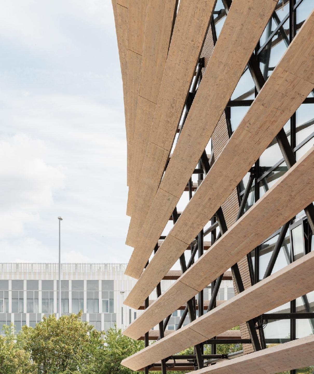 Aquatics Centre har allerede vundet den Paris-fokuserede pris Le Grand Prix du Grand Paris 2023, der fokuserer på urbanisme, arkitektur og bæredygtighed, og Grand Prix BIM d'Or, der  anerkender fremragende brug af Building Information Modeling (BIM) i byggeprojekter. Foto: Salem Mostefaoui