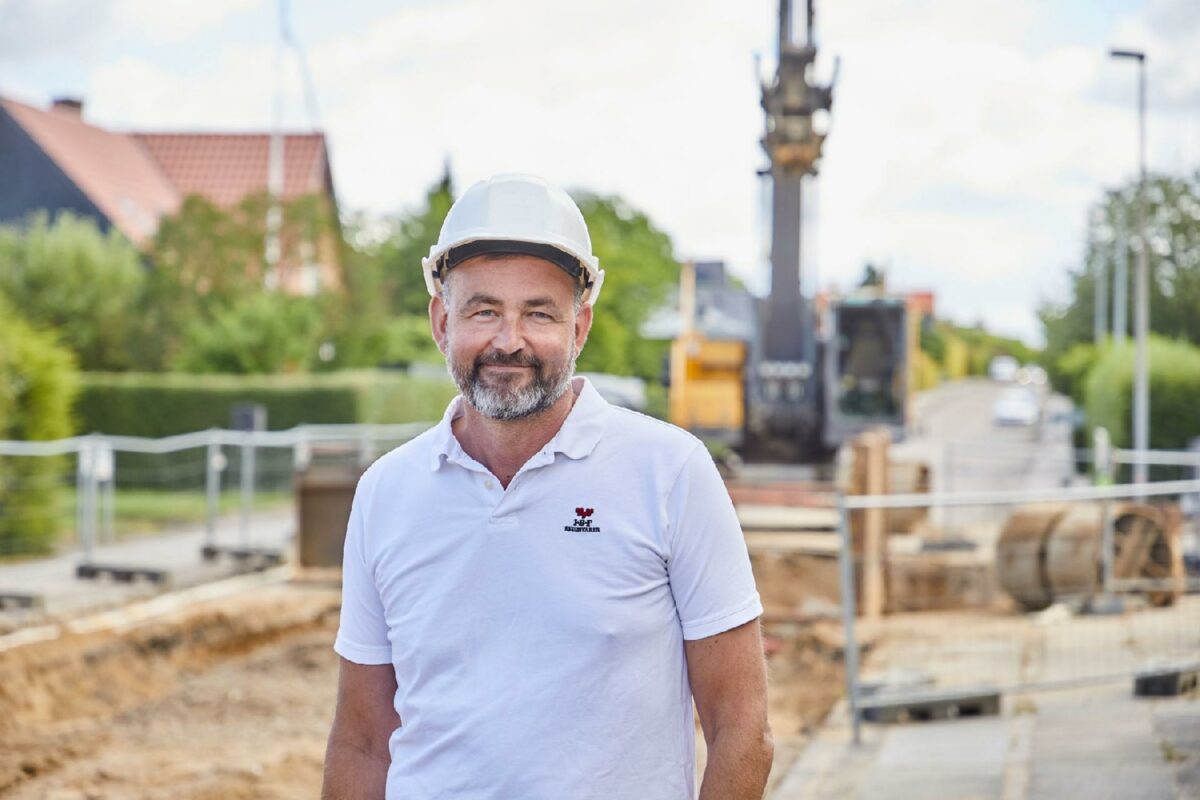 Afdelingschef Jesper Koppel Kittelmann Bang fortæller, at man hos IBF har en strategisk tilgang til det at arbejde med bæredygtige betonprodukter. Foto: IBF