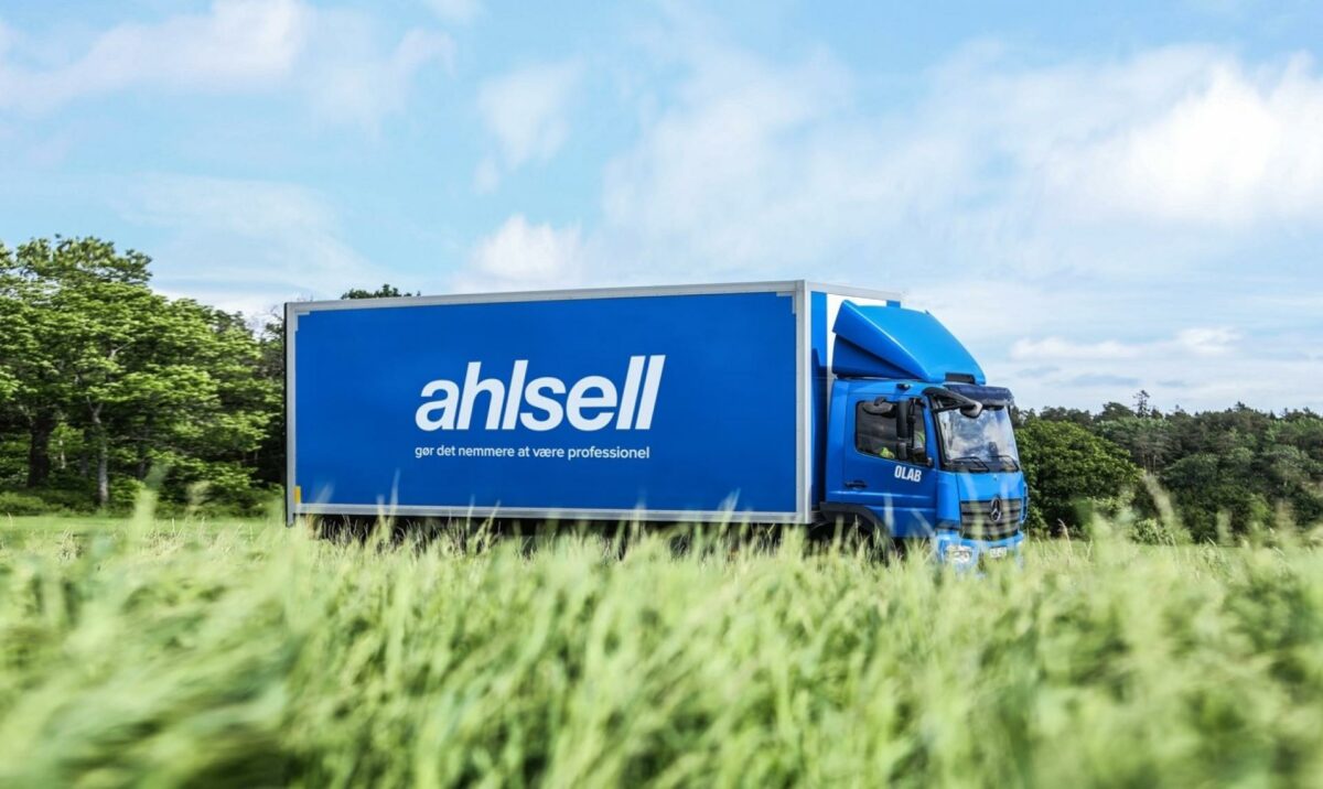 Som det fremgår af lastbilen, er der fokus på værdiskabelsen for de professionelle kunder og på hele tiden at blive lidt bedre i Ahlsell Danmark, der på den baggrund og i skarp konkurrence løber med Business Danmarks salgsorganisationspris.