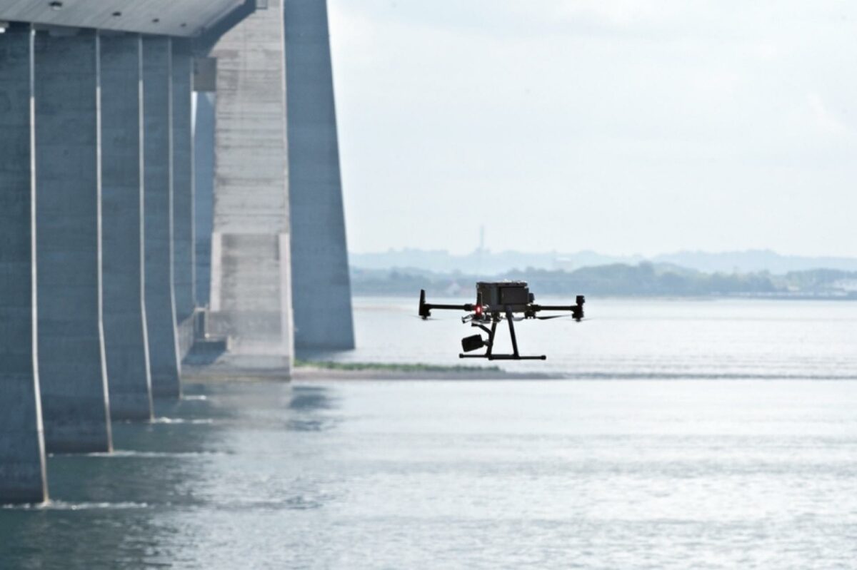 Droner og AI overtager nu også inspektionen af Storebæltsbroens pyloner. Droner, 3D-teknologi og algoritmer sparer allerede Sund & Bælt tid og millioner af kroner i inspektion af bropillerne. Arkivfoto: Sund & Bælt