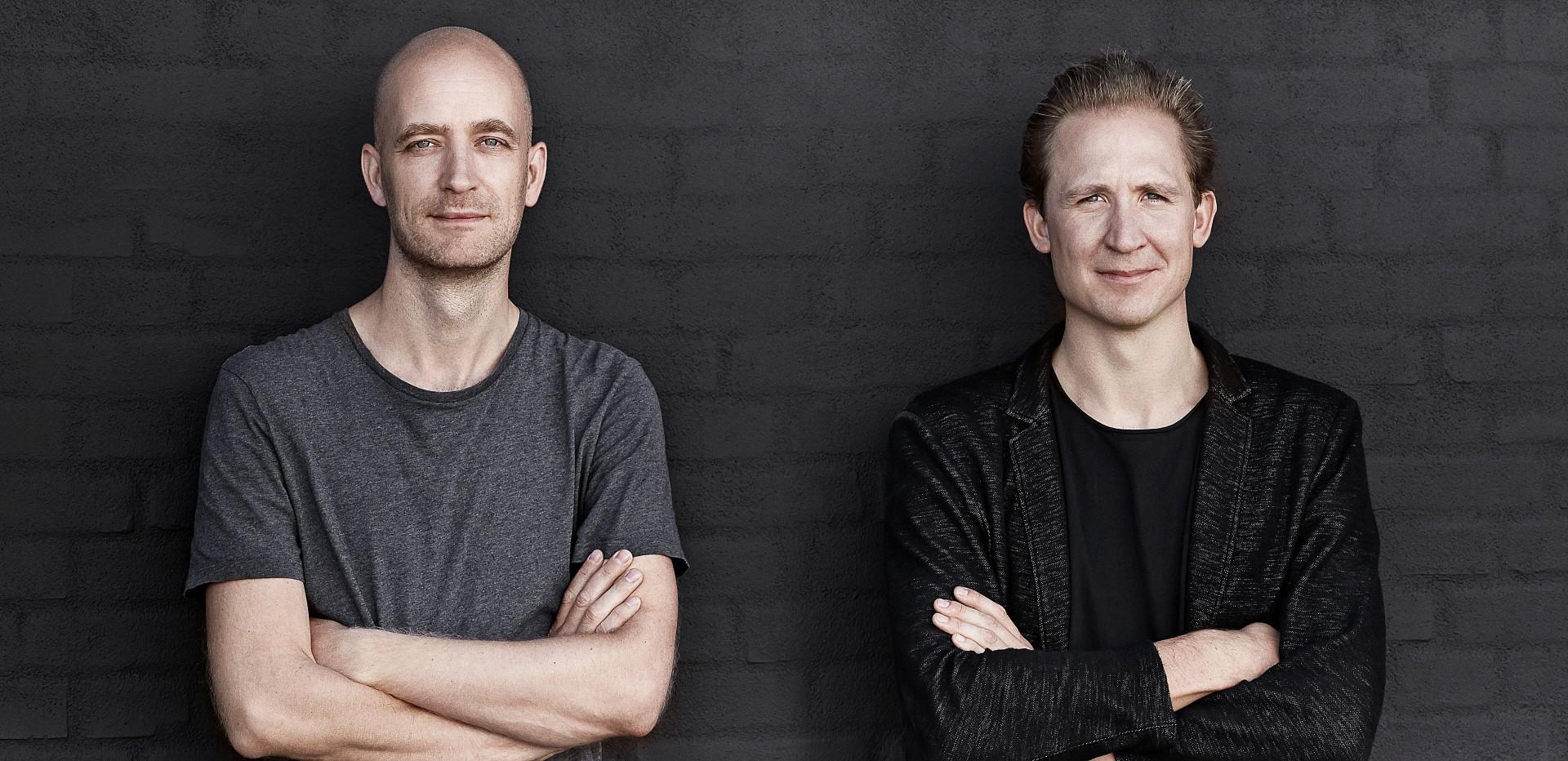 Jonas Sangberg (tv.) og Thomas Kock er partnere i arkitektvirksomheden Polyform, som arbejder med byplaner, byrum og byggeri i byen. Foto: Polyform Arkitekter.