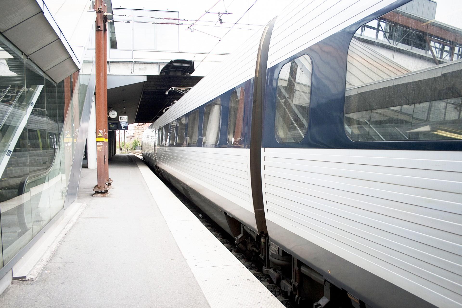 Der skal mere konkurrence på banen, mener Venstre transportordfører. Foto: Colourbox.