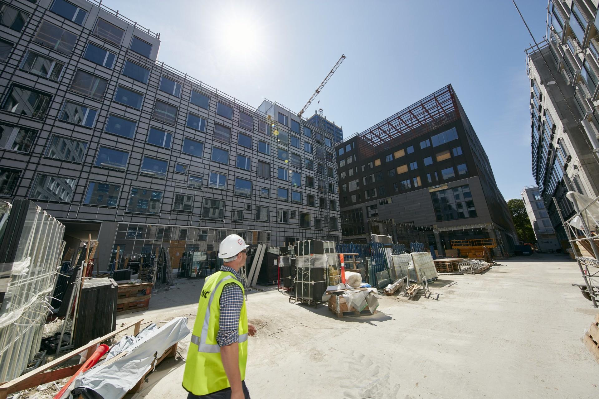 Carlsberg Byeninvolverer nu entreprenører som en tredje rådgiver på lige fod med arkitekter og ingeniører allerede når de første tanker tænkes. Foto: Byggeriets Billedbank.