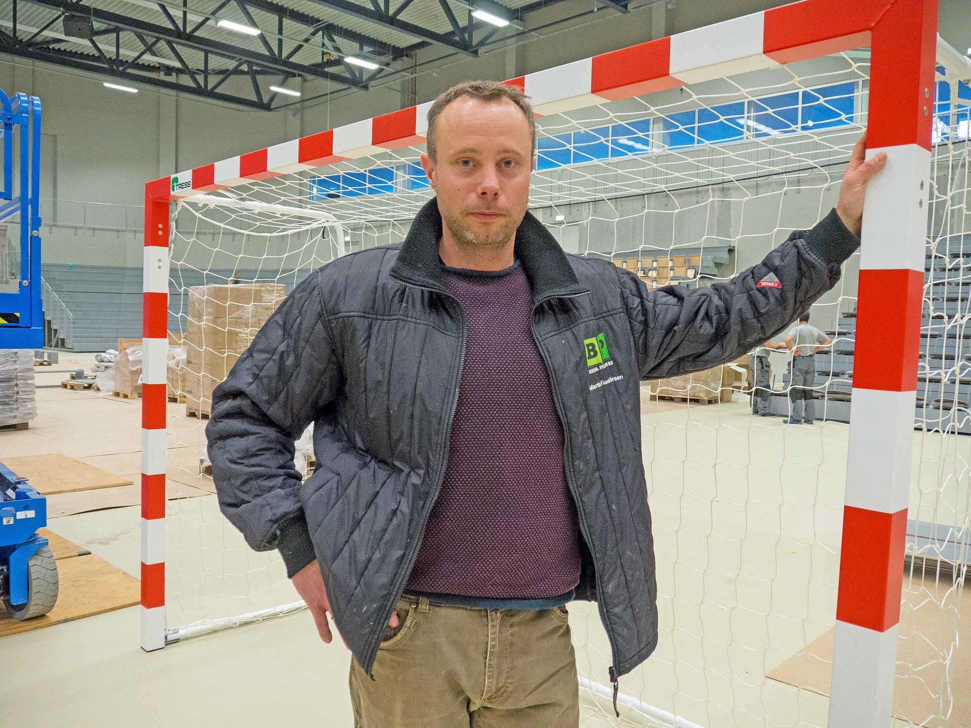 Det har været en kamp mod uret at bygge Arena Næstved, siger direktør Martin René Pedersen fra Brdr. Petersen AS.