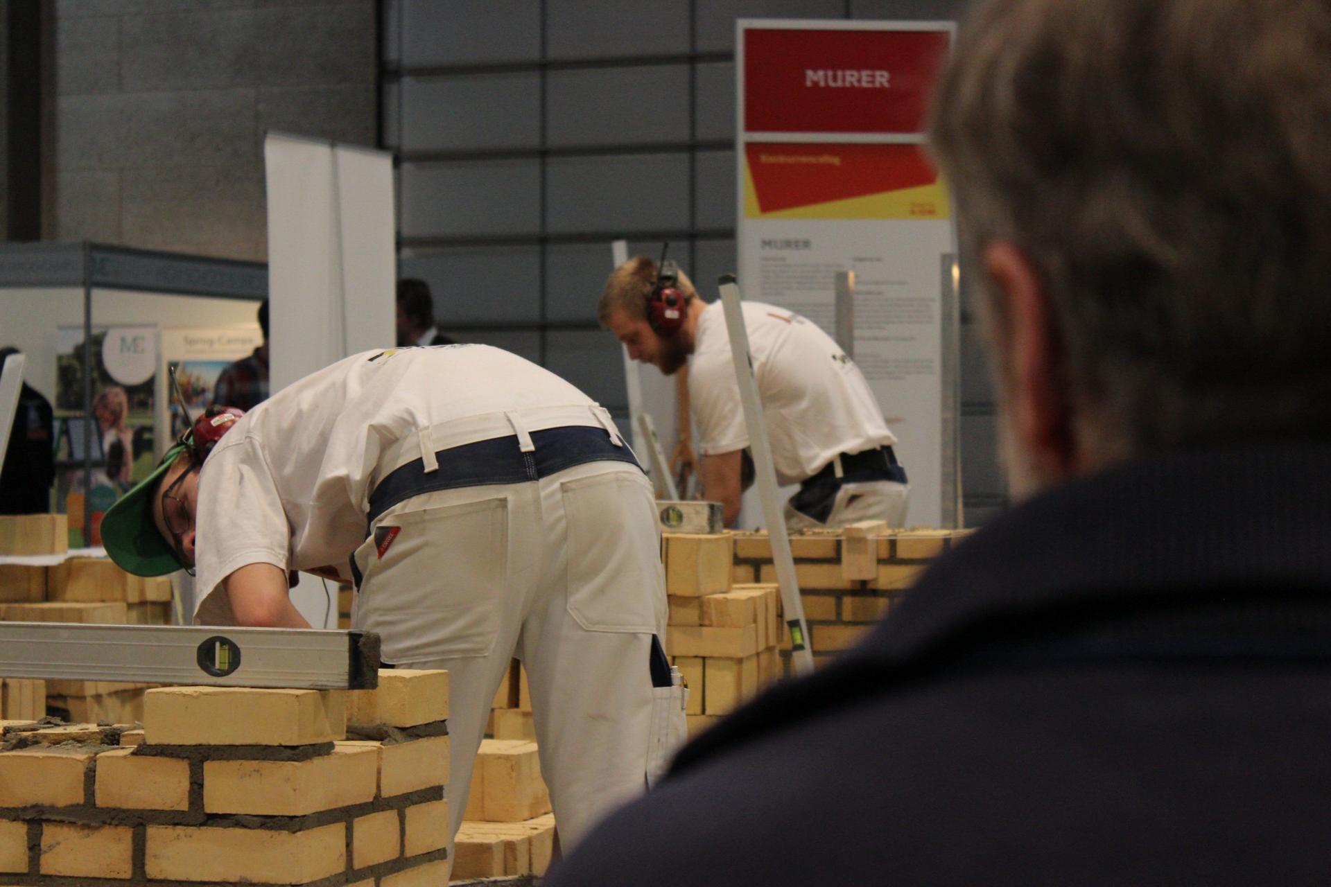 For Finn Pedersen skal en dygtig Skills-deltager kunne holde hovedet koldt under stort pres.  Foto: Kristian Troelsen.