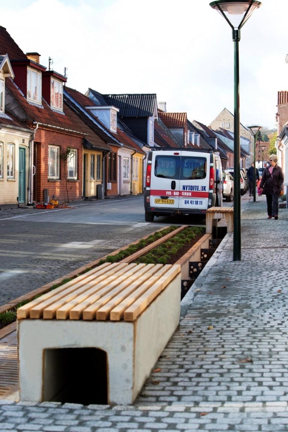 Den synlig vandhåndtering er med til at give attraktive gaderum. Pressefoto.