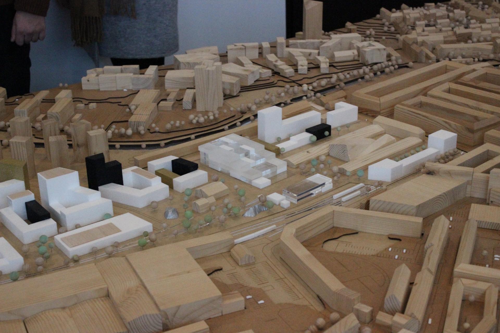 Her ses den nye arkitektskole indplaceret i en model af Aarhus midtby. Foto: Kristian Troelsen.