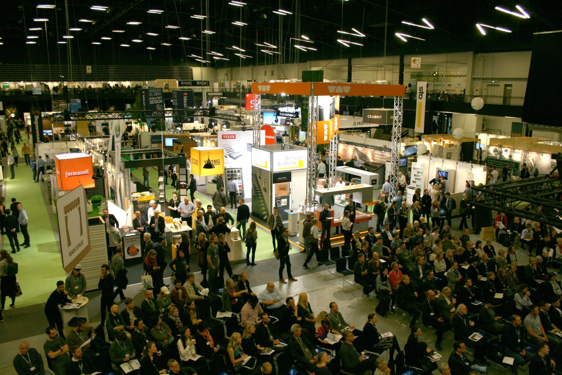 Allerede ved åbningen var mange mennesker mødt op til Bulding Green 2017. Foto: Anders Melchiorsen.
