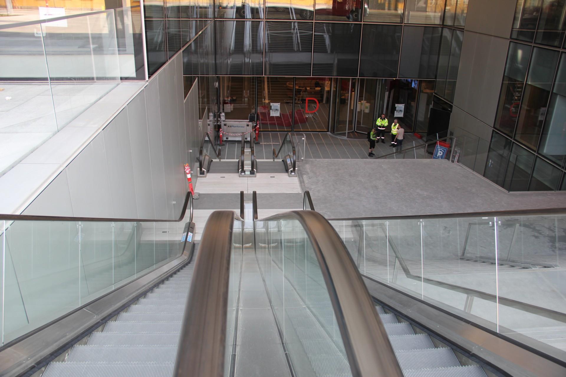 Indgangen til BLOX er samtidig også en passage under den meget trafikerede vej. Foto: Torben Jastram.