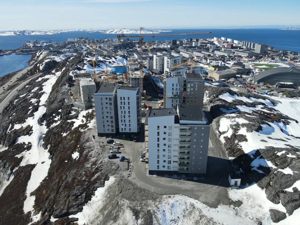 Byggeriet af 240 nye boliger i Nuuk