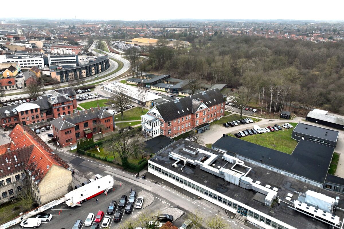 Næstved sygehusgrund set fra luften.