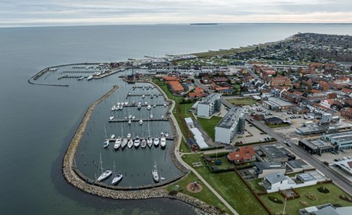 Luftfoto af havn