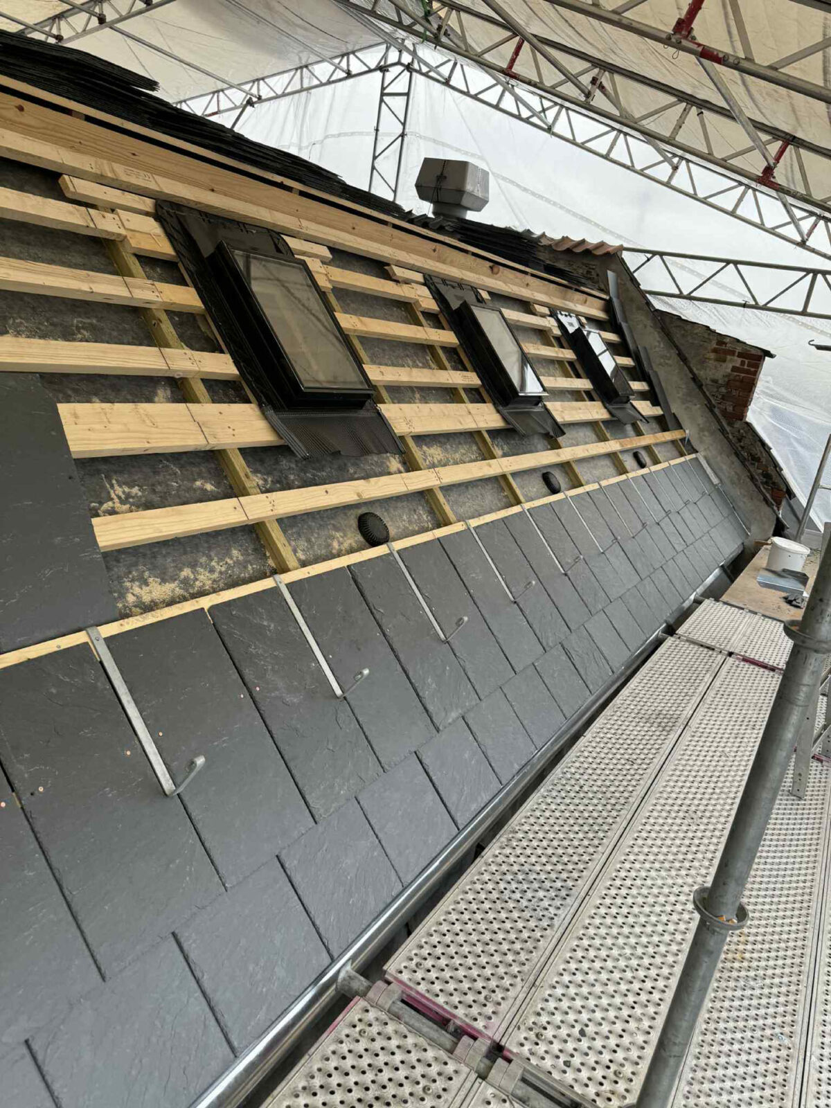 Tag- og facaderenovering Brohusgade