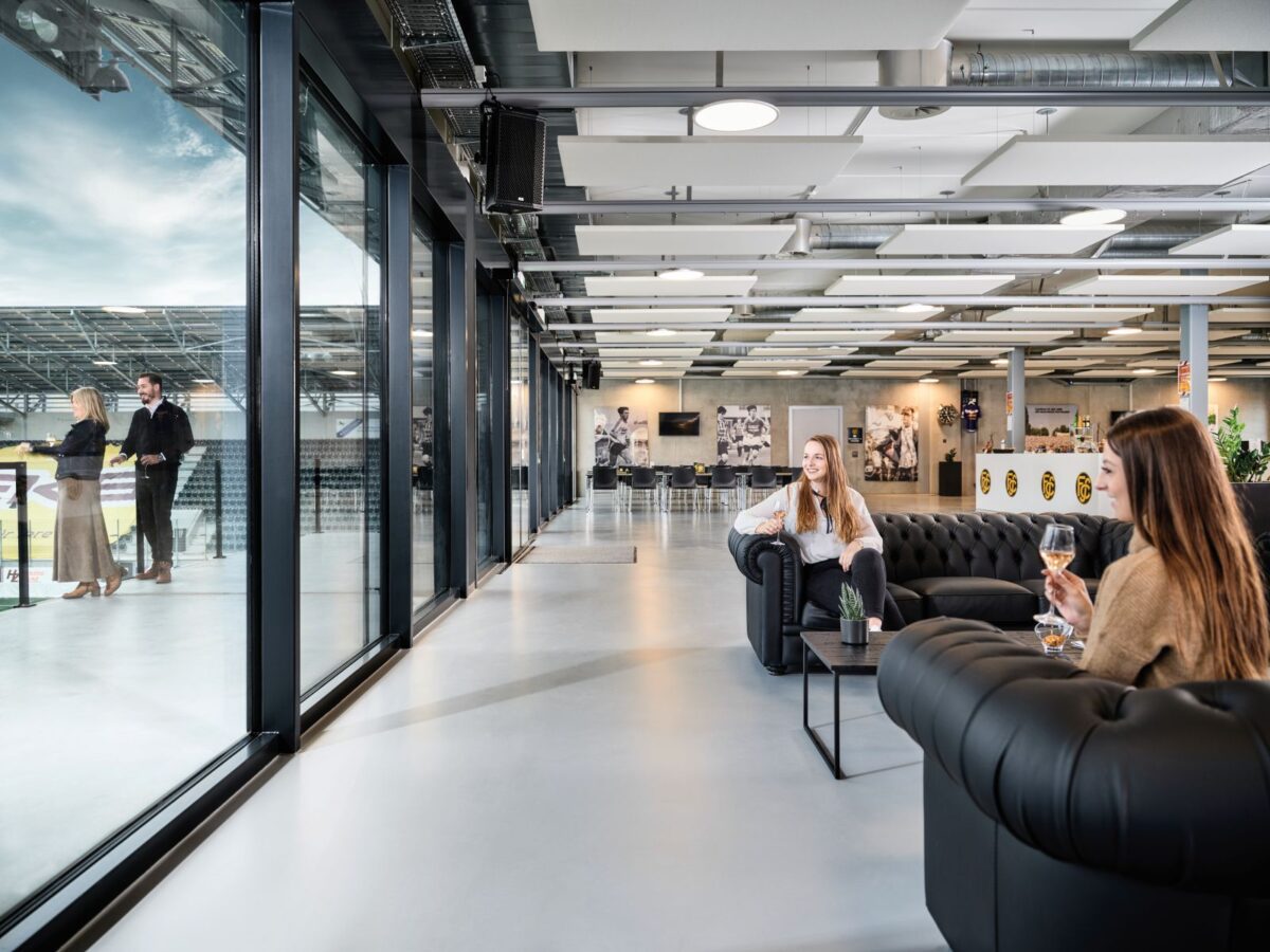 CONICA gulv i lounge