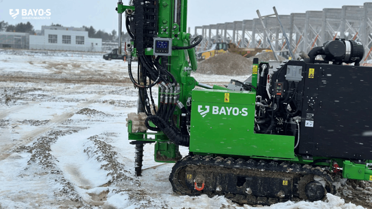 Installation af skruefundamenter