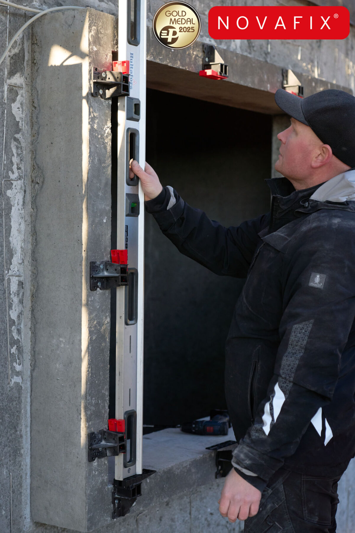 Efterjustering af vinduer og døre