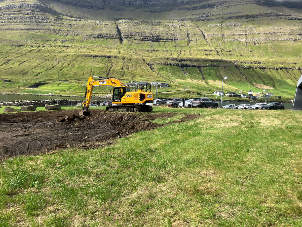 Gravemaskine der graver på Færøerne
