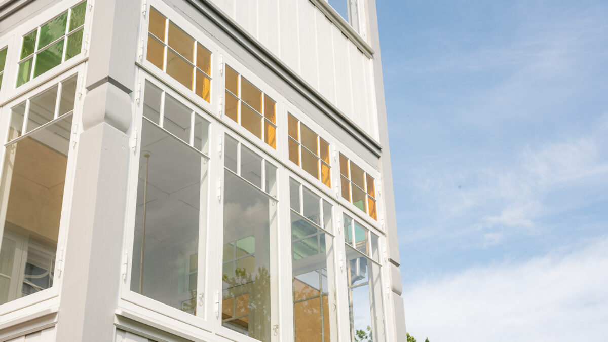 Vinduer til tårn på villa