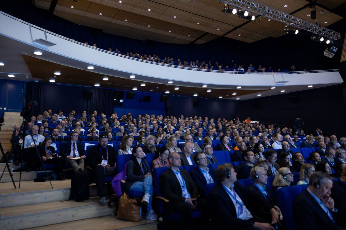 Publikum til Future Greenland konference