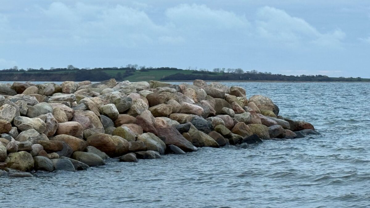 Natursten ved kysten